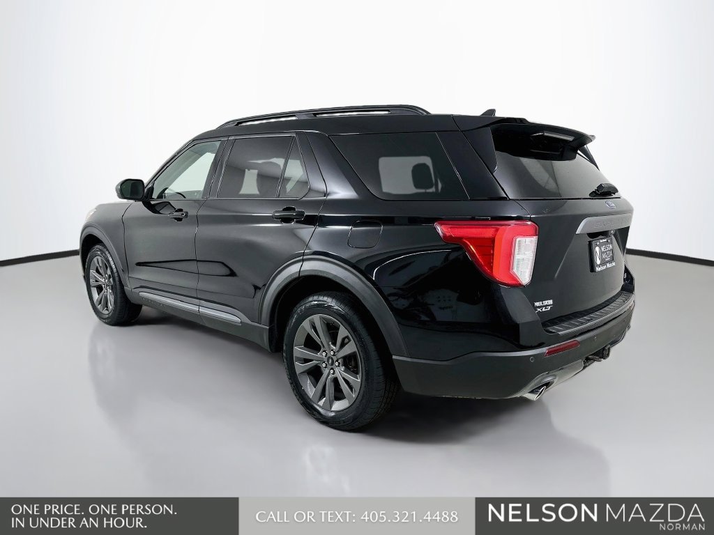 Used 2021 Ford Explorer XLT w/ Equipment Group 202A AWD/4WD image 8