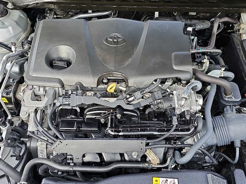 Used 2023 Toyota Camry XSE image 28