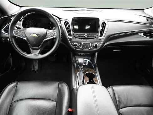 Used 2024 Chevrolet Malibu LT FWD image 16