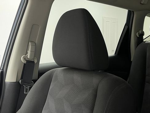Used 2016 Nissan Rogue SV AWD/4WD image 39