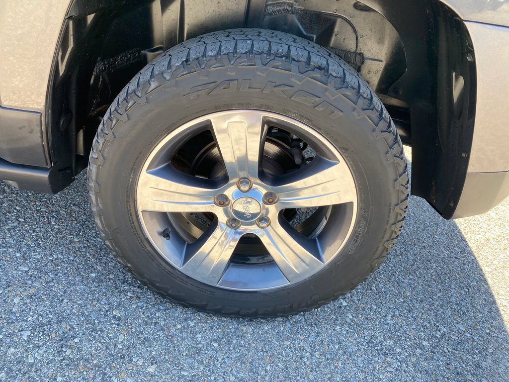 Used 2017 Jeep Patriot High Altitude AWD/4WD image 24