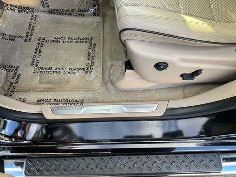 Used 2016 Jeep Grand Cherokee Overland image 15