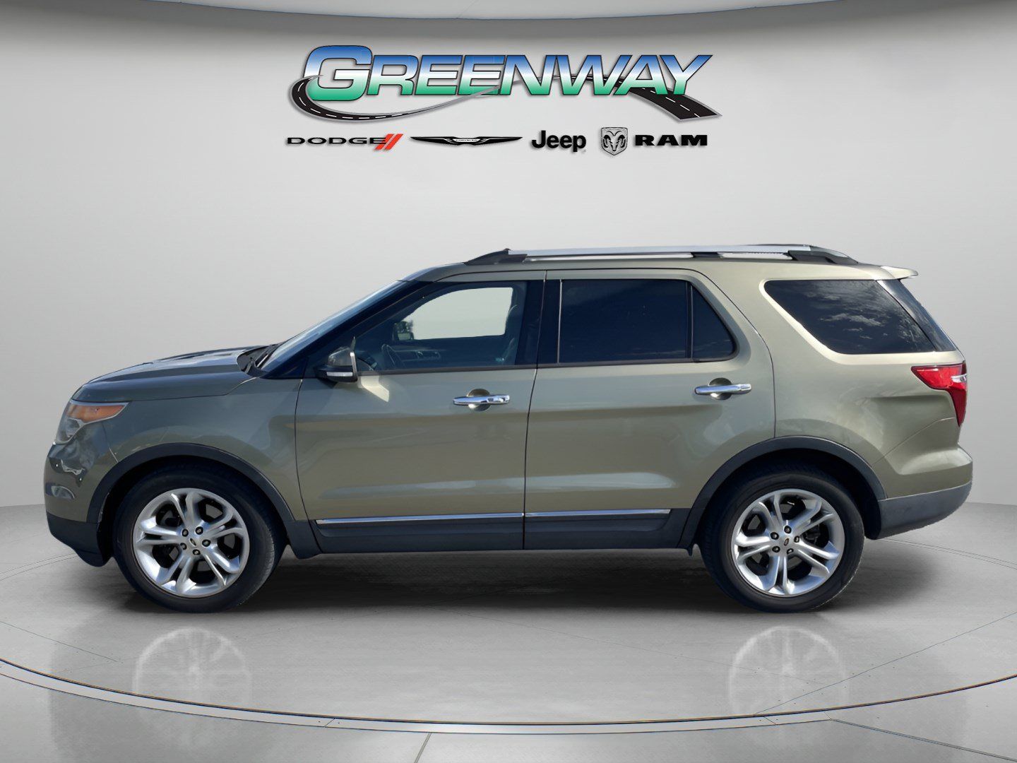 Used 2013 Ford Explorer Limited FWD image 2
