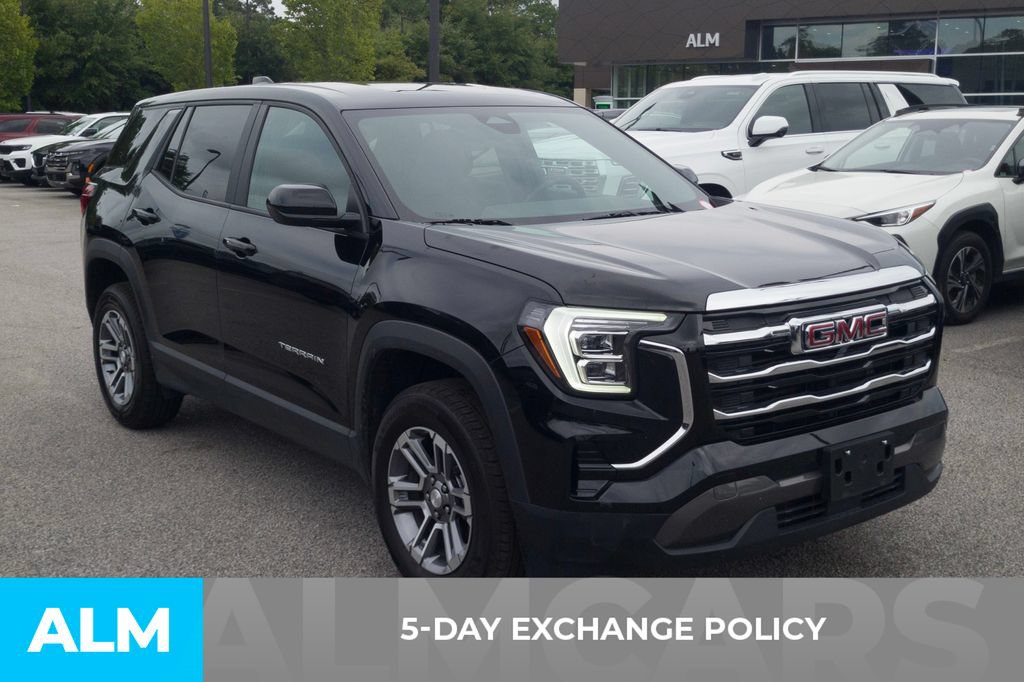 Used 2026 GMC Terrain Elevation FWD image 3