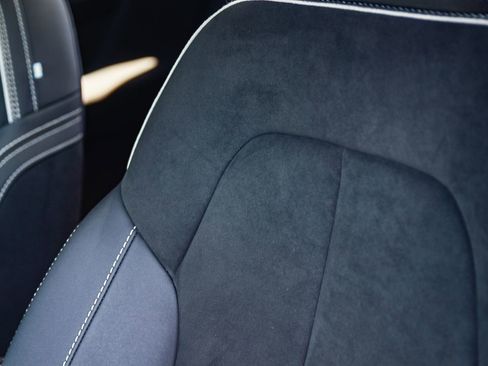 Used 2023 Volvo XC40 Recharge Plus w/ Protection Package Premier image 29