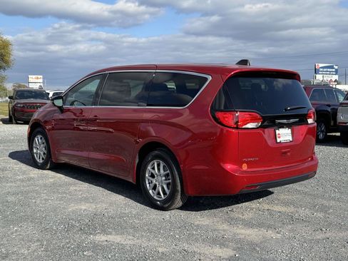New 2026 Chrysler Voyager LX FWD image 22