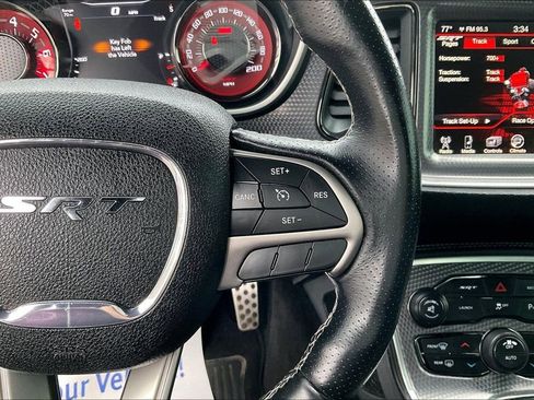 Used 2015 Dodge Challenger SRT Hellcat image 17