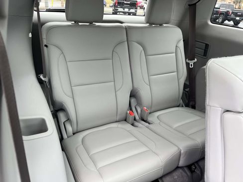 Used 2019 GMC Acadia SLT image 23