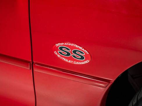 Used 2002 Chevrolet Camaro Z28 w/ SS Performance/Appearance Pkg image 10