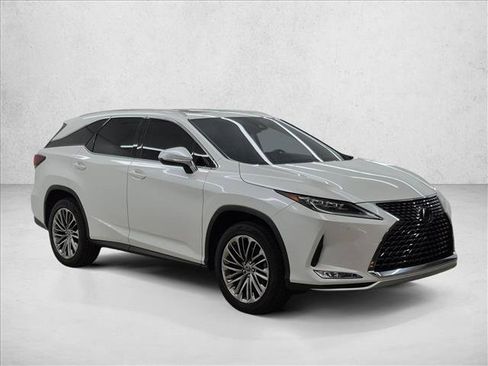 Used 2020 Lexus RX 350L Luxury w/ Accessory Package FWD image 3