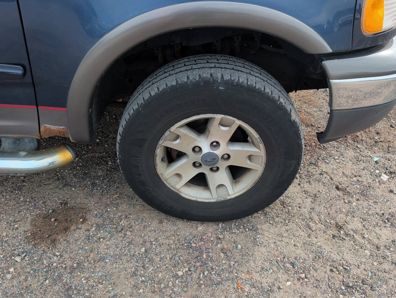 Used 2002 Ford F150 XLT AWD/4WD image 12