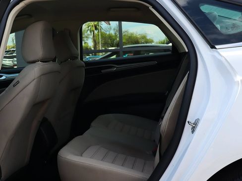 Used 2020 Ford Fusion S FWD image 33