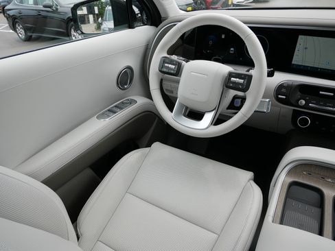 Certified 2026 Hyundai Palisade SEL AWD/4WD image 9