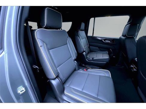 New 2026 GMC Yukon XL Elevation AWD/4WD image 10