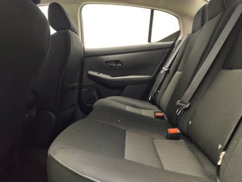 Used 2025 Nissan Sentra SV FWD image 18