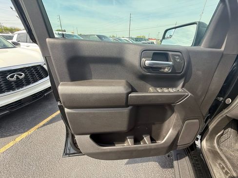 Used 2025 Chevrolet Silverado 1500 Custom Trail Boss image 11