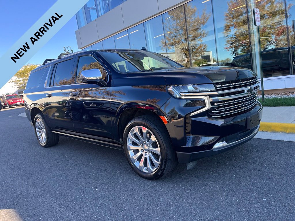 Used 2021 Chevrolet Suburban Premier AWD/4WD image 1
