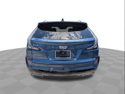 Certified 2024 Cadillac XT4 Sport FWD image 5