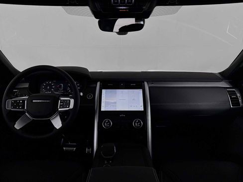 New 2025 Land Rover Discovery Dynamic SE image 22