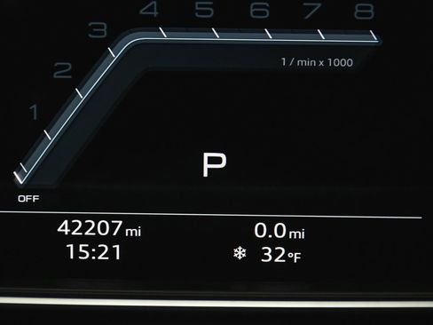 Used 2023 Audi S8 image 25