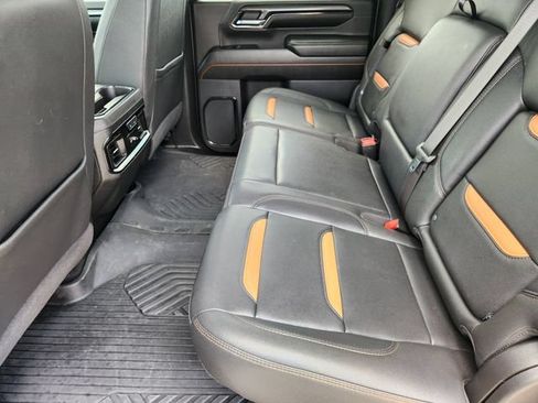 Used 2024 GMC Sierra 2500 AT4 w/ AT4 Premium Plus Package AWD/4WD image 30