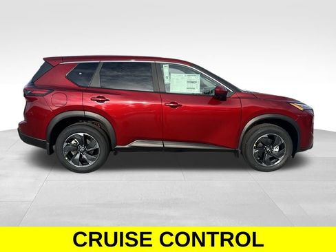 Certified 2025 Nissan Rogue SV image 7