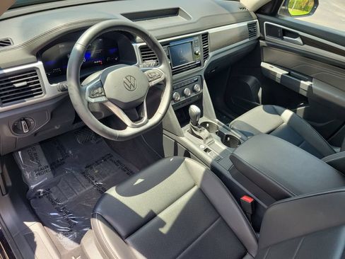 Used 2023 Volkswagen Atlas SE FWD image 22
