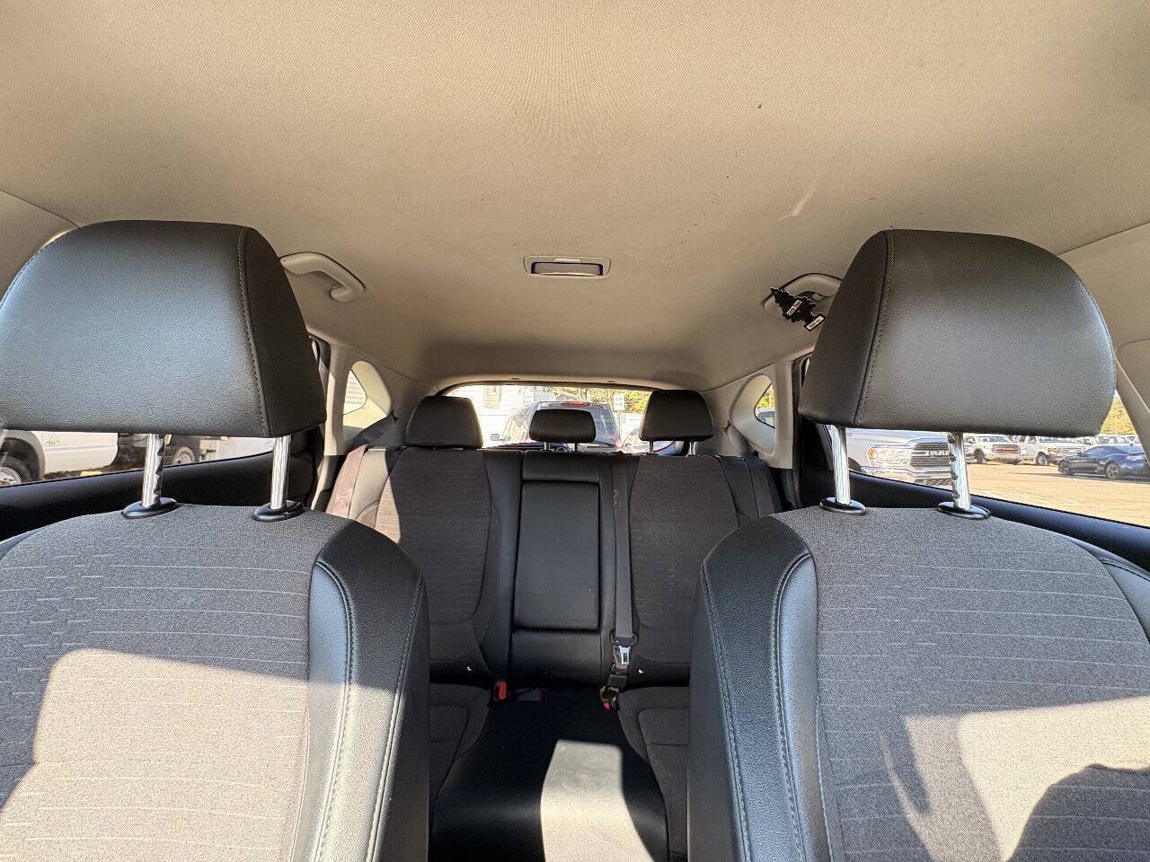 Used 2021 Kia Seltos S FWD image 18