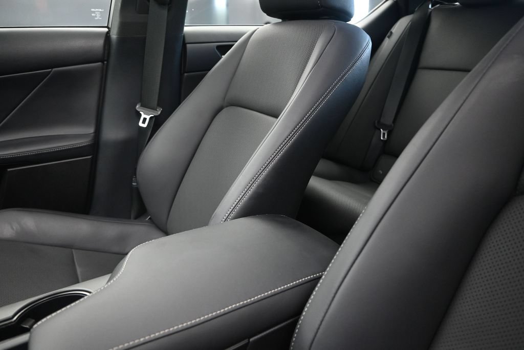 Certified 2025 Lexus IS 350 F Sport RWD image 14