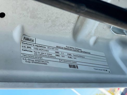 Used 2014 Ford F250 XLT w/ XLT Interior Package AWD/4WD image 17