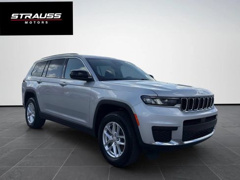 Used 2023 Jeep Grand Cherokee L Laredo AWD/4WD image 1