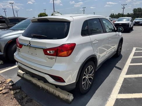 Used 2018 Mitsubishi Outlander Sport ES AWD/4WD image 5