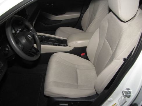 Certified 2024 Honda Accord EX image 15