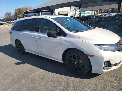 Used 2025 Honda Odyssey Sport-L image 13