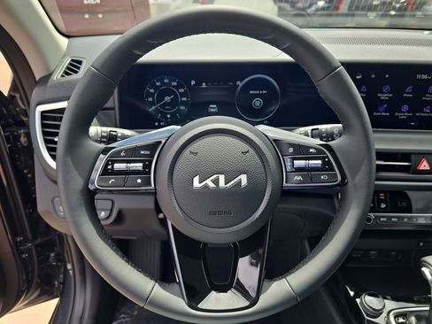 New 2026 Kia Seltos EX FWD image 30