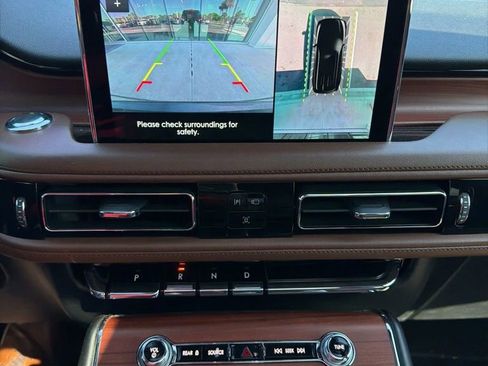 Used 2023 Lincoln Aviator Grand Touring w/ Equipment Group 301A AWD/4WD image 11