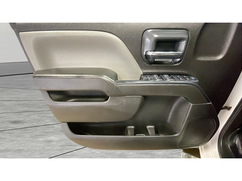 Used 2016 Chevrolet Silverado 2500 W/T AWD/4WD image 10