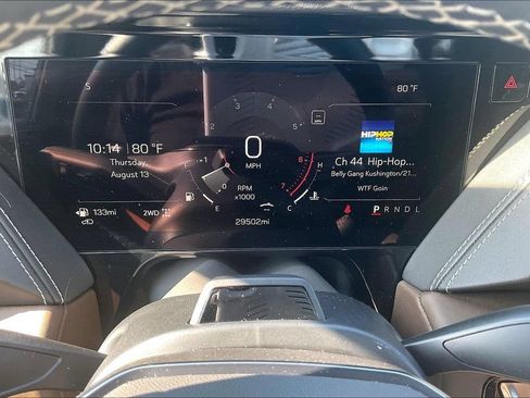 Used 2025 GMC Yukon Denali Ultimate AWD/4WD image 13