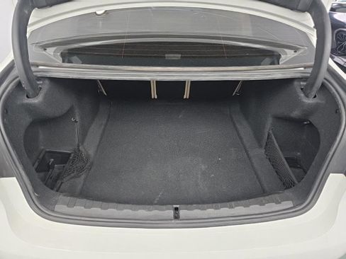 Used 2020 BMW 330i Sedan w/ Premium Package image 17