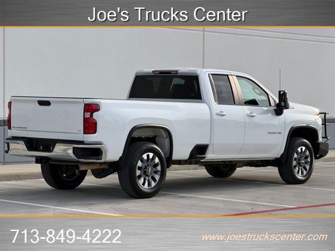 Used 2024 Chevrolet Silverado 2500 LT w/ Convenience Package AWD/4WD image 8