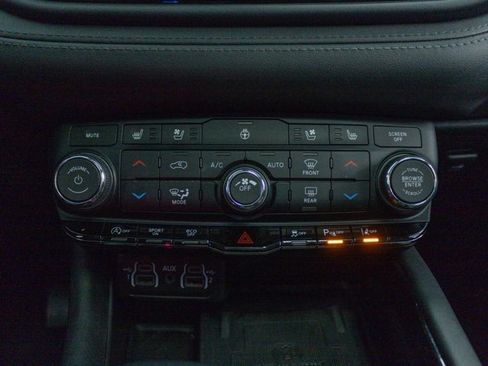 Certified 2021 Dodge Durango Citadel w/ Premium Entertainment Group image 17