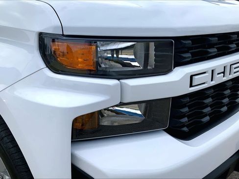 Used 2021 Chevrolet Silverado 1500 Custom RWD image 28
