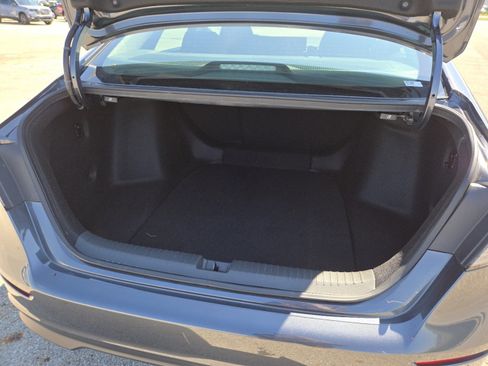 Used 2023 Honda Accord EX image 18