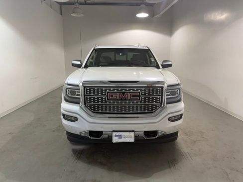 Used 2018 GMC Sierra 1500 Denali image 2