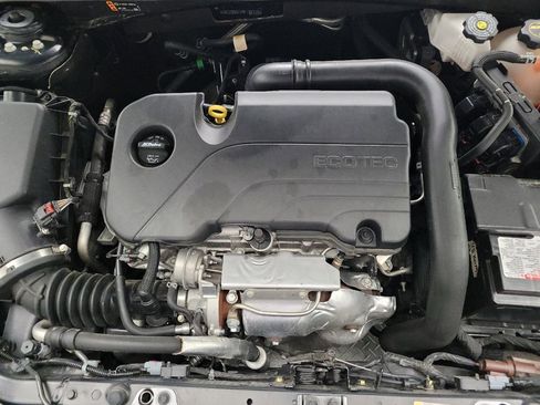 Used 2024 Chevrolet Malibu LT FWD image 30