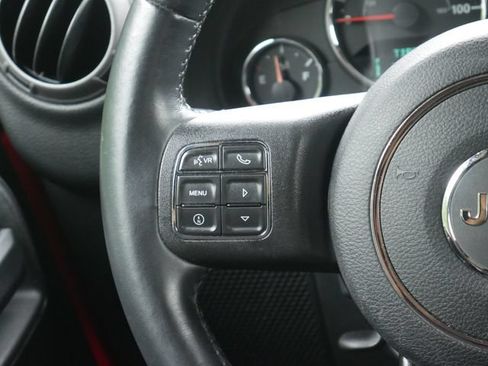 Used 2018 Jeep Wrangler Unlimited Sport S AWD/4WD image 12