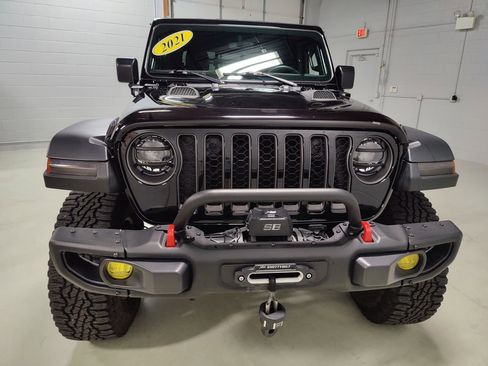 Used 2021 Jeep Gladiator Rubicon image 3