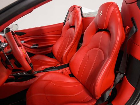 Certified 2023 Ferrari F8 Tributo RWD image 28