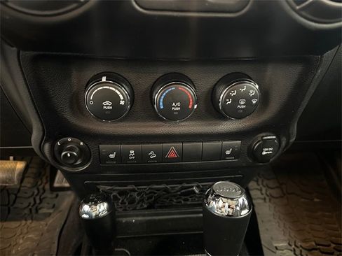 Used 2018 Jeep Wrangler Sport image 25