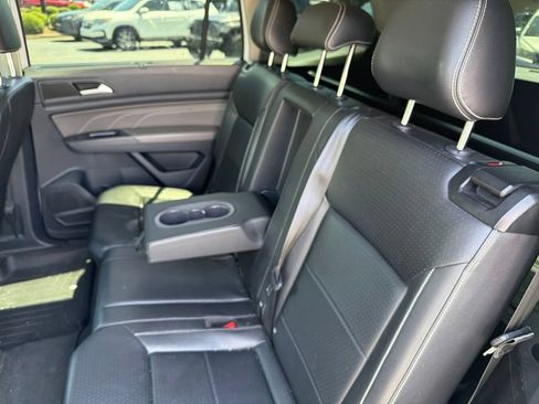 Used 2021 Volkswagen Atlas SE FWD image 9